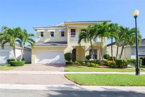 3393 NE 2nd Dr, Homestead, FL 33033