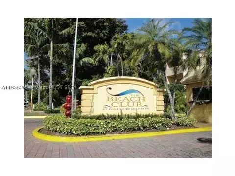 9357 Fontainebleau Blvd #D410, Miami, FL 33172