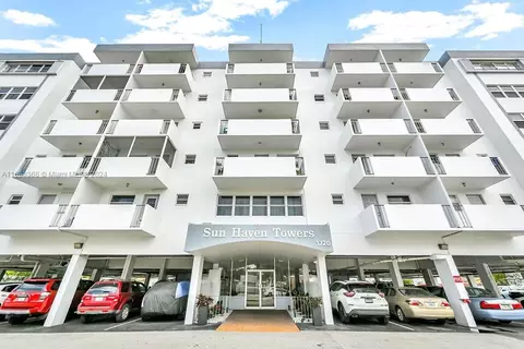 1720 Jefferson St #511, Hollywood, FL 33020