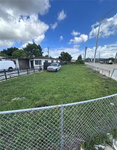 5520 E 8 Ave, Hialeah, FL 33013 photo 3