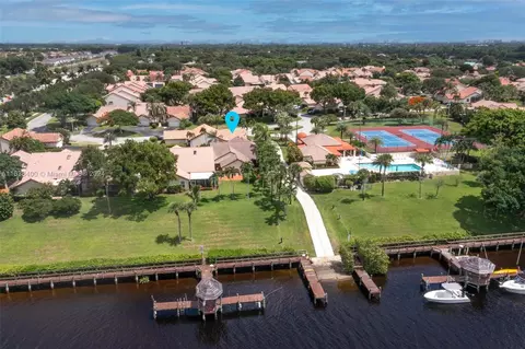 23366 Water Cir, Boca Raton, FL 33486