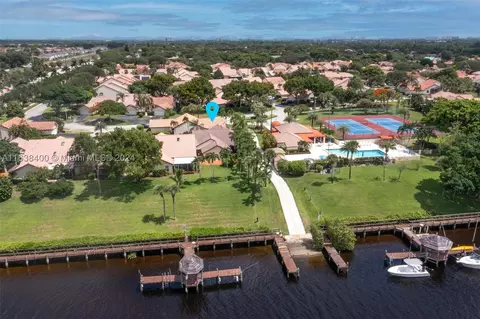 23366 Water Cir, Boca Raton, FL 33486