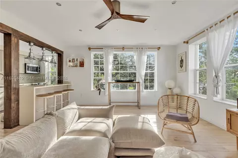 1559 Michigan Ave #201, Miami Beach, FL 33139