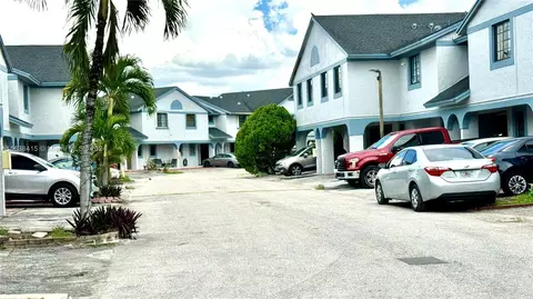 1535 SW 122nd Ave #3-7, Miami, FL 33184