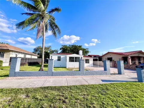 1172 NW 100th St, Miami, FL 33150