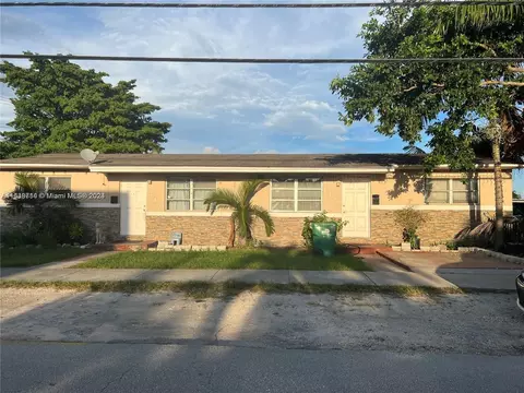 9397 SW 37th St, Miami, FL 33165