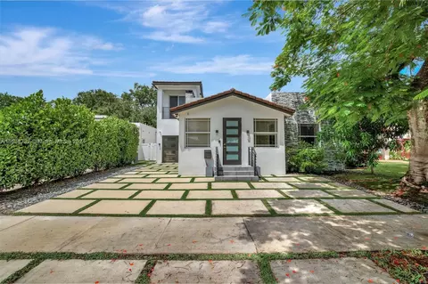 1111 SW 18th Ct, Fort Lauderdale, FL 33315
