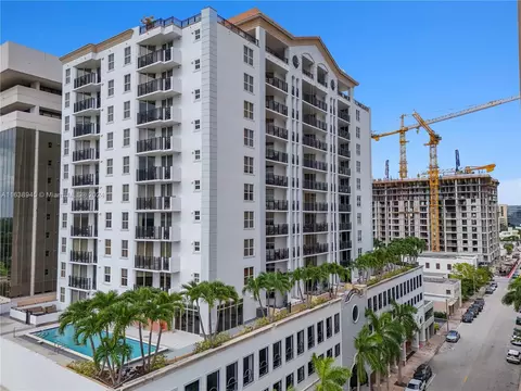 357 Almeria Ave #1005, Coral Gables, FL 33134