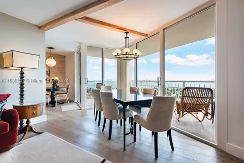 1000 Quayside Ter #1808, Miami, FL 33138