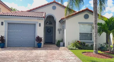 2024 SE 14th St, Homestead, FL 33035
