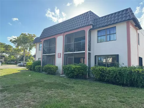 861 NE 207th Ln #103-14, Miami, FL 33179