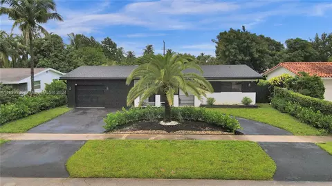 5315 Jackson St, Hollywood, FL 33021