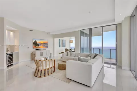3100 N Ocean # H1404, Singer Island, FL 33404