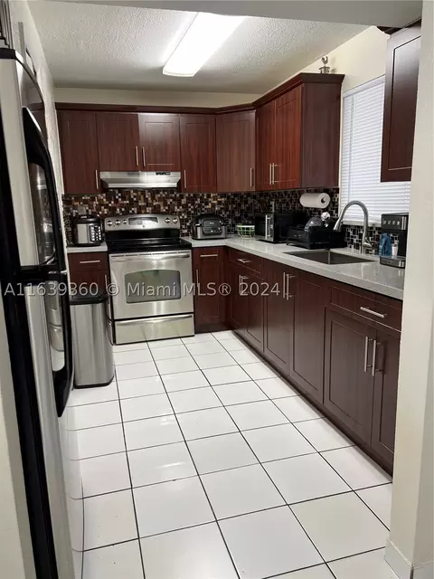 6060 W 21st Ct #403, Hialeah, FL 33016