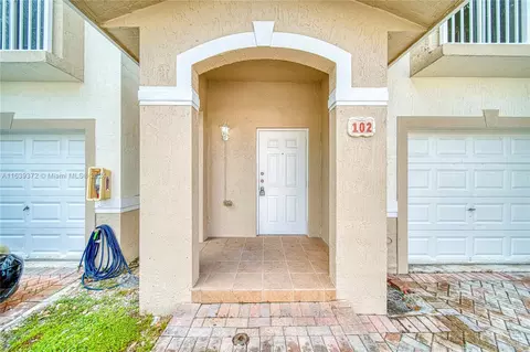 13990 SW 260th St #102, Homestead, FL 33032