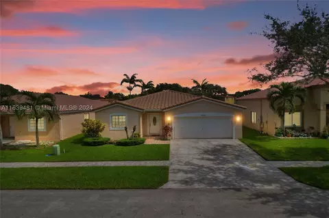10237 SW 23rd Ct, Miramar, FL 33025