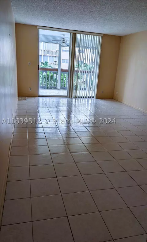 420 NE 12th Ave #303, Hallandale Beach, FL 33009