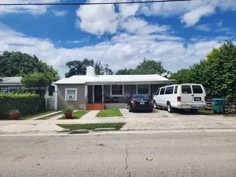 477 NE 71st St, Miami, FL 33138