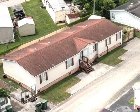 220 NE 12th Ave #LOT 42, Homestead, FL 33030