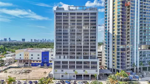 1720 Harrison St #17B-D, Hollywood, FL 33020