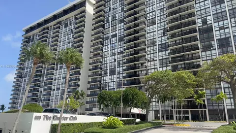 600 NE 36th St #204, Miami, FL 33137