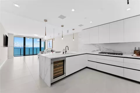 1116 N Ocean Blvd #1803, Pompano Beach, FL 33062