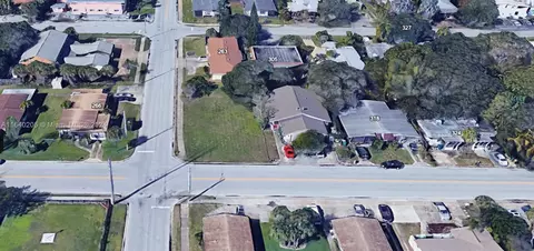 300 N Brevard Ave, Cocoa Beach, FL 32931 photo 7
