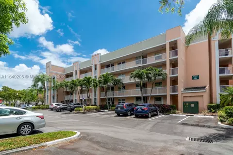 10312 NW 24th Pl #302, Sunrise, FL 33322