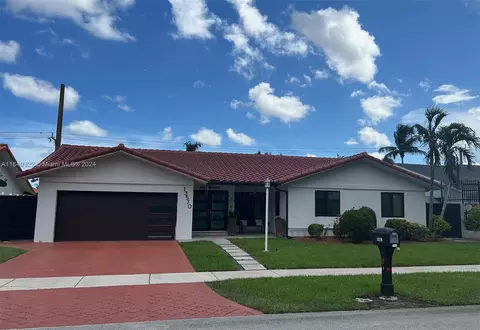 13570 SW 40th Ln, Miami, FL 33175
