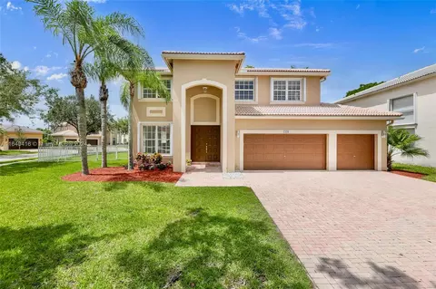 1428 NW 167th Ave, Pembroke Pines, FL 33028