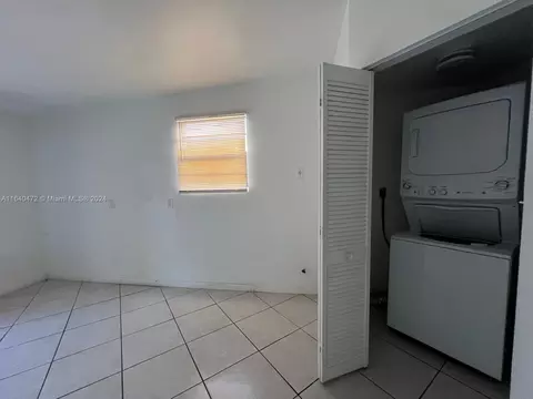 310 E 17th St, Hialeah, FL 33010 photo 26