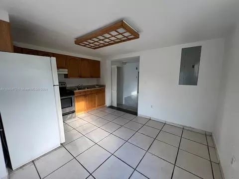 310 E 17th St, Hialeah, FL 33010 photo 23