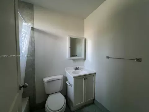 310 E 17th St, Hialeah, FL 33010 photo 30