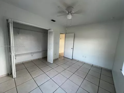 310 E 17th St, Hialeah, FL 33010 photo 20