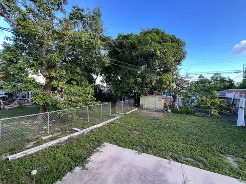 310 E 17th St, Hialeah, FL 33010 photo 16