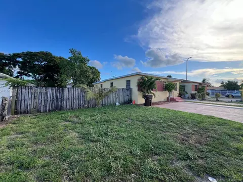 310 E 17th St, Hialeah, FL 33010 photo 10