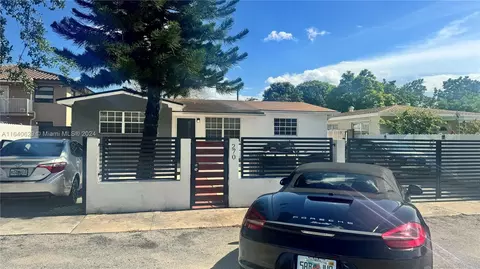 270 E 8th St, Hialeah, FL 33010 photo 1