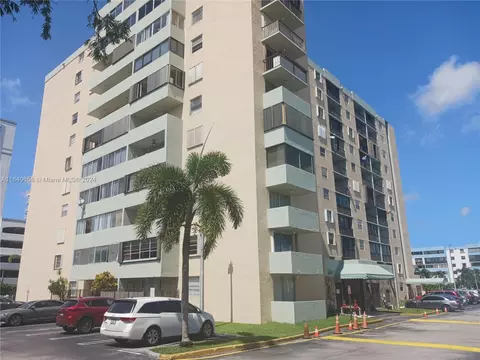 5055 NW 7th St #407, Miami, FL 33126