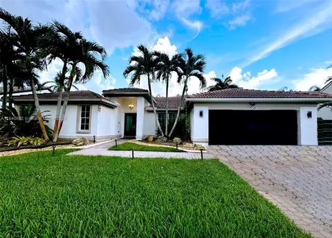 19341 NW 10th St, Pembroke Pines, FL 33029