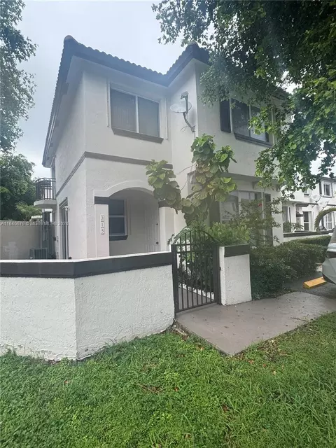 8725 SW 152nd Ave #315, Miami, FL 33193