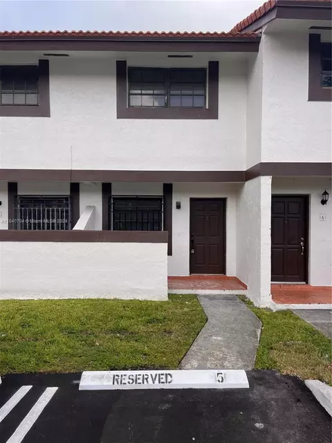13215 SW 57th Ter #20-5, Miami, FL 33183