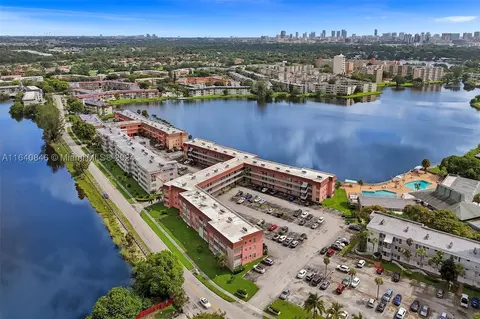 18555 NE 14th Ave #713, Miami, FL 33179