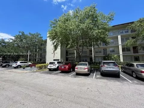 13255 SW 7th Ct #207D, Pembroke Pines, FL 33027