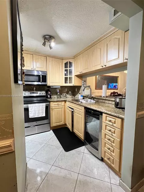 Undisclosed, Miami, FL 33172