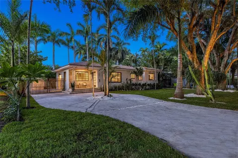 249 NW 86th St, El Portal, FL 33150