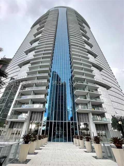 851 NE 1st Ave #2301, Miami, FL 33132