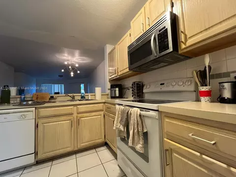1725 Palm Cove Blvd #2-108, Delray Beach, FL 33445