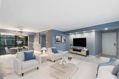 5701 Biscayne Blvd #401, Miami, FL 33137