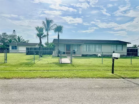 30500 SW 193rd Ct, Homestead, FL 33030