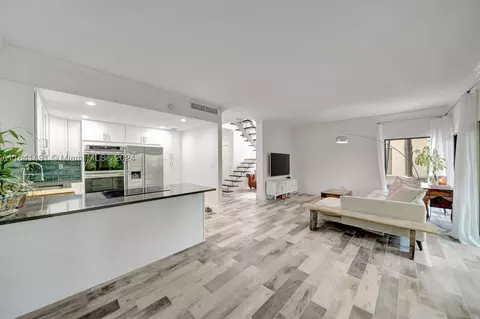 2420 Brickell Ave #105B, Miami, FL 33129